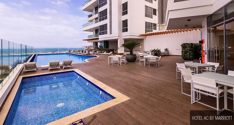 Grand Marina Suites Santa Marta סנטה מרתה