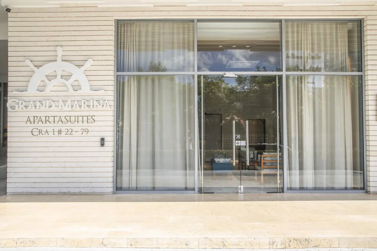 מלון דירות Grand Marina Suites Santa Marta